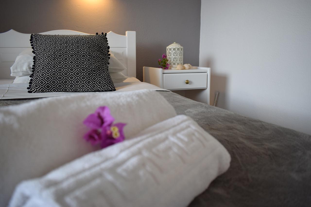 Kalimera Studios And Apartments Moraḯtika Ngoại thất bức ảnh