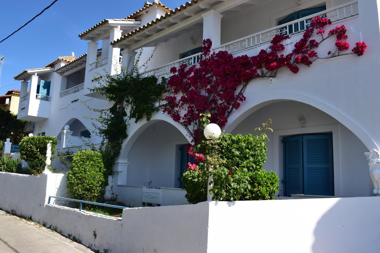 Kalimera Studios And Apartments Moraḯtika Ngoại thất bức ảnh